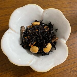 【夫婦のおつまみ】枝豆とちくわのひじきの煮物